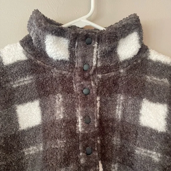 LOFT Gray and White Fleece Sherpa pullover Large NWT - Picture 5 of 9